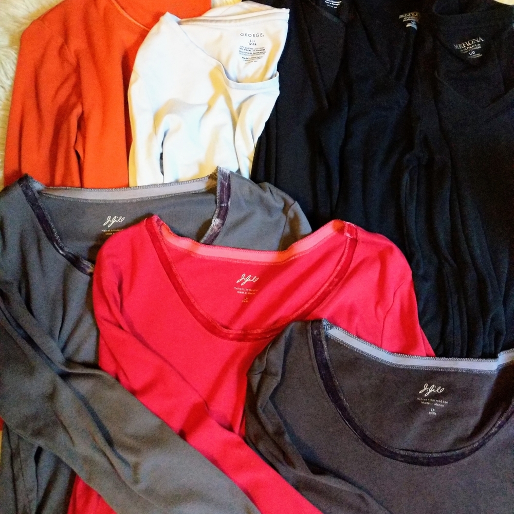Lot of 7 Autumn/Winter colored women's long sleeved tees